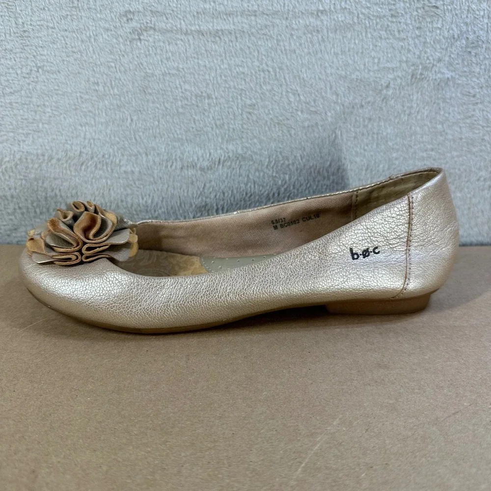 b.o.c Born Concept Metallic Gold Leather Floral‎ Rosette Ballet Flats BC0502 6.5